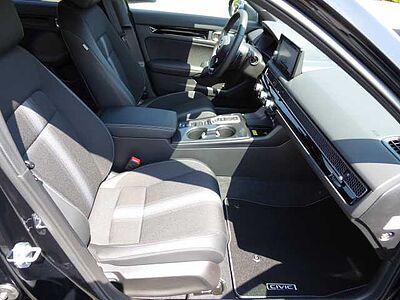 Honda Civic e:HEV 2.0 i-MMD Hybrid Sport