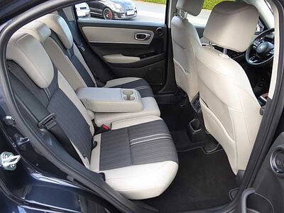 Honda HR-V Hybrid e:HEV 1.5 i-MMD Advance Style