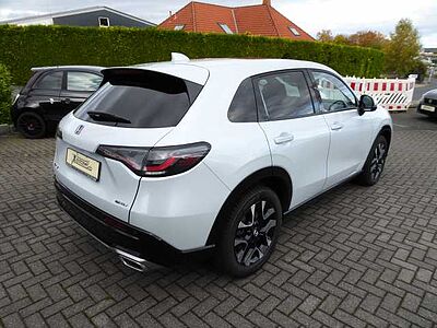 Honda ZR-V Hybrid e:HEV 2.0 i-MMD Advance / 1. Hand