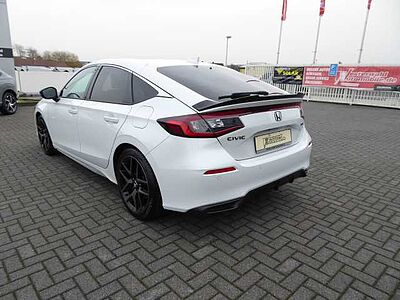 Honda Civic e:HEV 2.0 i-MMD Hybrid Advance / AHK / Sport-Paket / Wartung inkl.