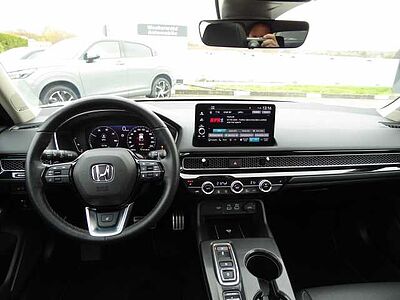Honda Civic e:HEV 2.0 i-MMD Hybrid Advance / AHK / Sport-Paket / Wartung inkl.