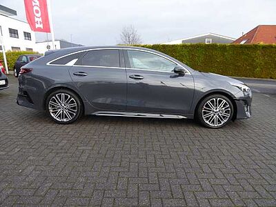 Kia ProCeed 1.5 T-GDI DCT7 GT-Line / 18 Zoll / Leder / Tech.-P.