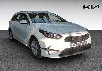 Kia Ceed SW 1.5 T-GDI DCT7 OPF Vision / Navi / ACC