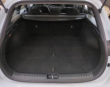 Kia Ceed SW 1.5 T-GDI DCT7 OPF Vision / Navi / ACC