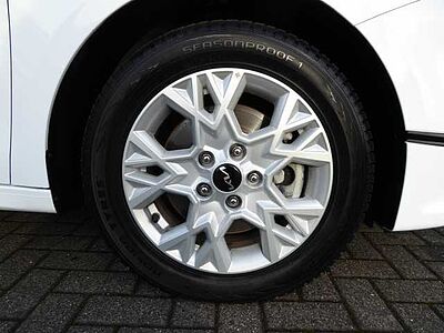 Kia Ceed SW 1.5 T-GDI DCT7 OPF Vision / Navi / ACC