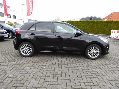 Kia Rio 1.2 Dream-Team Edition / Navi