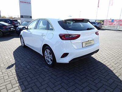 Kia Ceed 1.5 T-GDI DCT7 OPF Vision