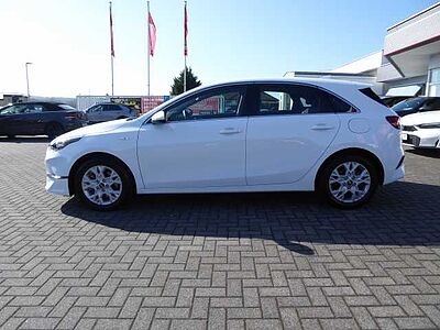 Kia Ceed 1.5 T-GDI DCT7 OPF Vision