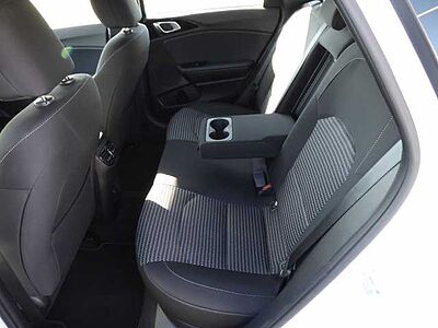 Kia Ceed 1.5 T-GDI DCT7 OPF Vision