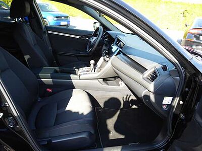 Honda Civic 1.0 Comfort Sport Line