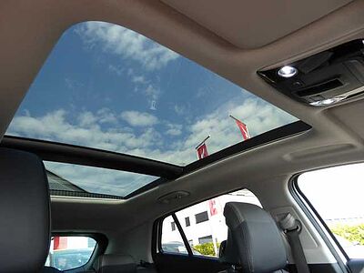 Kia Sportage 1.6 CRDI AWD DCT Spirit / Schiebedach / Garantie