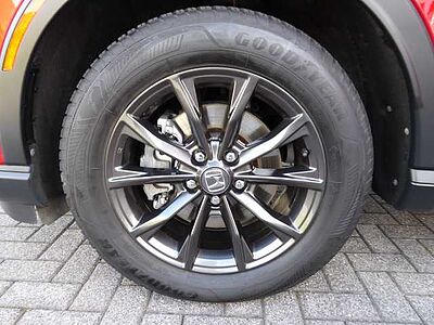 Honda CR-V Hybrid e:HEV 2.0 i-MMD AWD Elegance / 1. Hand