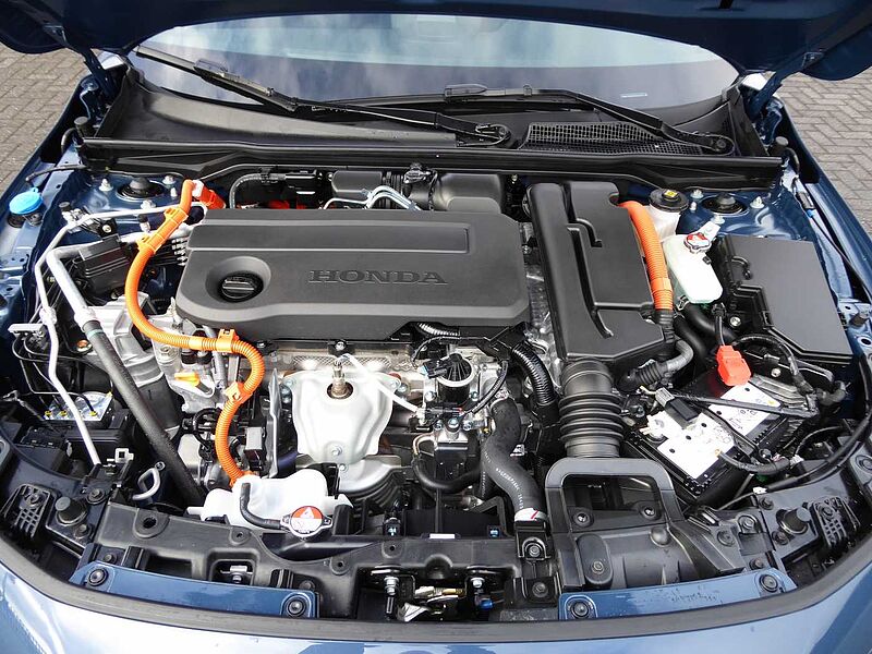 Honda Civic e: HEV 2.0 i-MMD Hybrid Sport / AHK