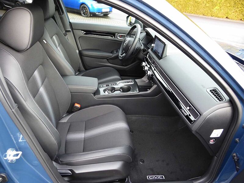 Honda Civic e: HEV 2.0 i-MMD Hybrid Sport / AHK